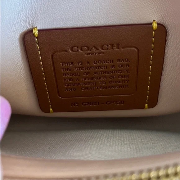 Coach Quilted Tabby 26 / Cream - Picture 9 of 14